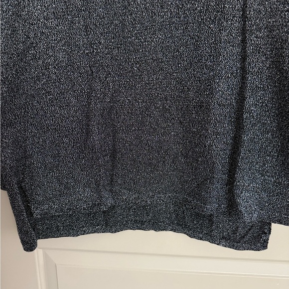 NWT INC Silver Sparkle Heathered V-Neck Sweater Large Get your “Shimmer On” - Picture 7 of 9